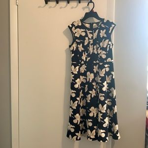 ANN TAYLOR Floral dress
